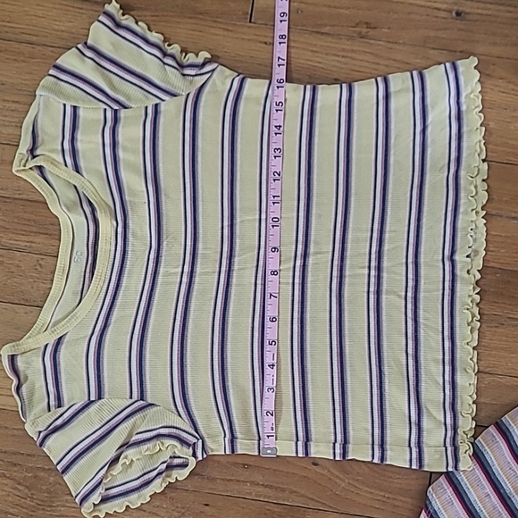 {Bundle} Two Soft Tops! - Picture 10 of 13